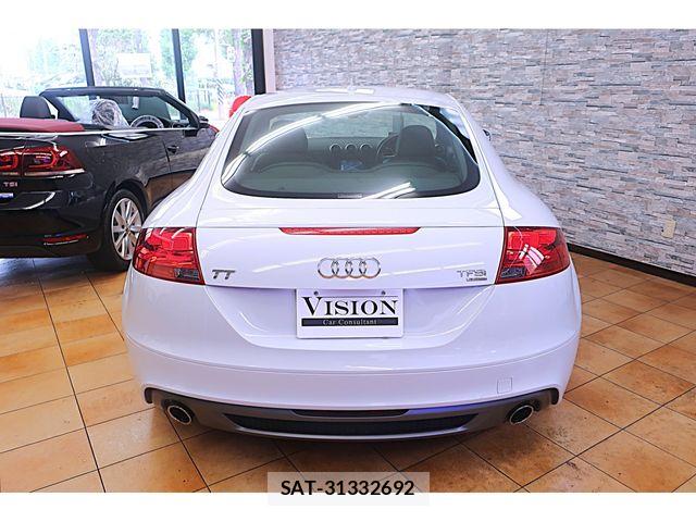 Audi TT 2013-04 6670381-8