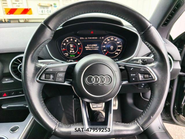Audi TT 2019-08 6670380-1
