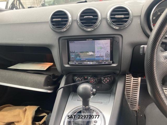 Audi TT 2008-04 7215069-13