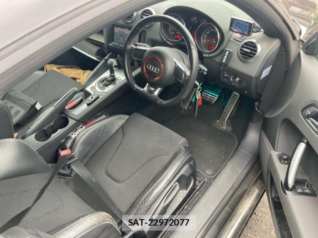 Audi TT 2008-04 7215069-8