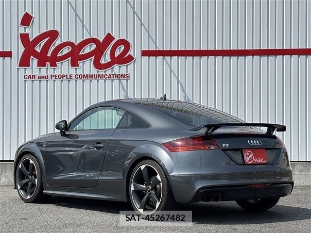 Audi TT 2014-06 7215070-1