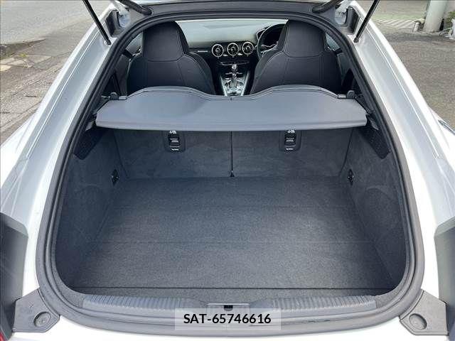 Audi TT 2016-07 7215074-10