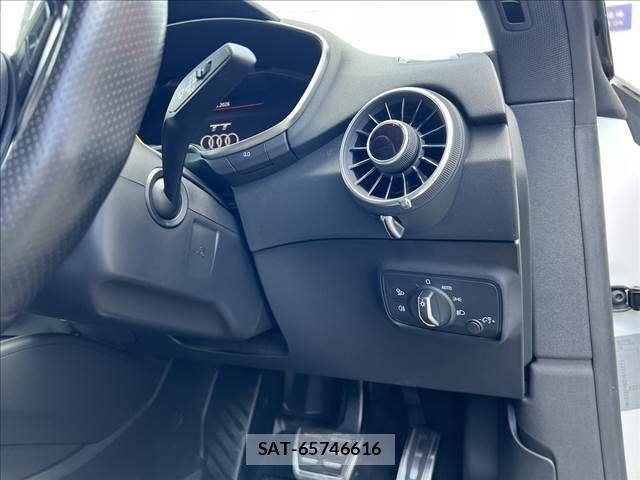 Audi TT 2016-07 7215074-13