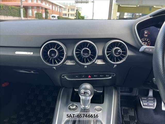 Audi TT 2016-07 7215074-14