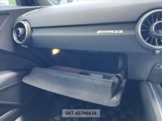 Audi TT 2016-07 7215074-17