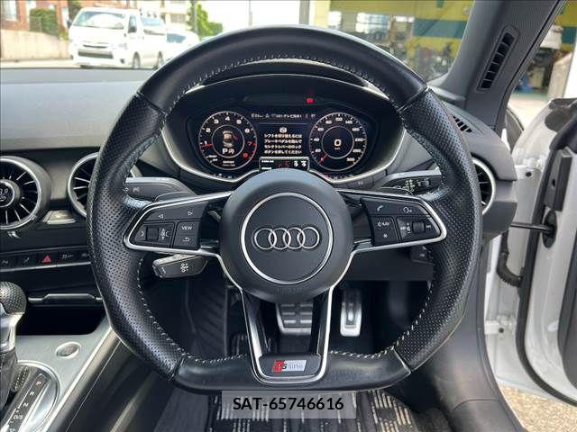 Audi TT 2016-07 7215074-22