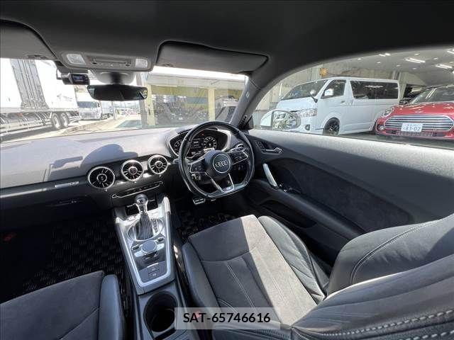 Audi TT 2016-07 7215074-26
