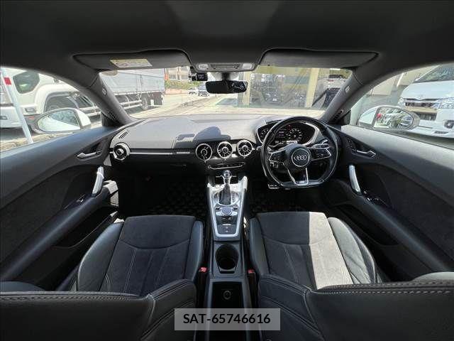 Audi TT 2016-07 7215074-28