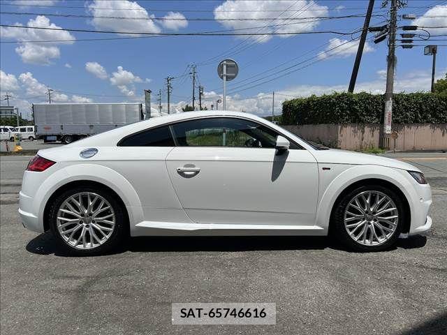 Audi TT 2016-07 7215074-29