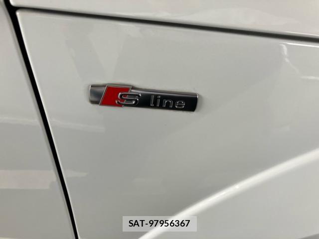 Audi TT 2022-07 7325784-12