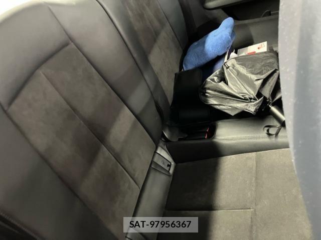 Audi TT 2022-07 7325784-14
