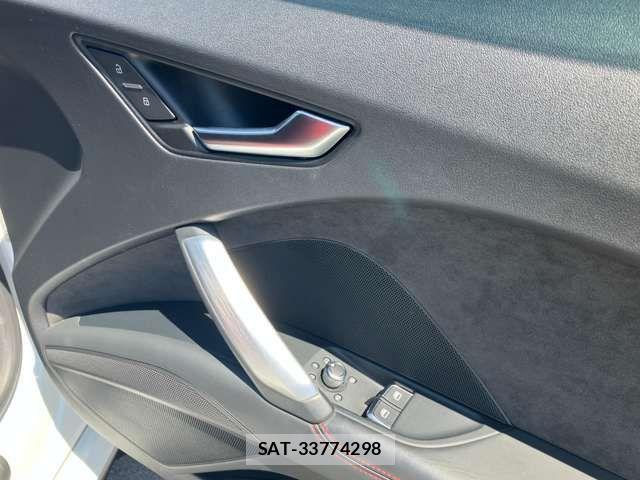 Audi TT 2023-06 7499619-9