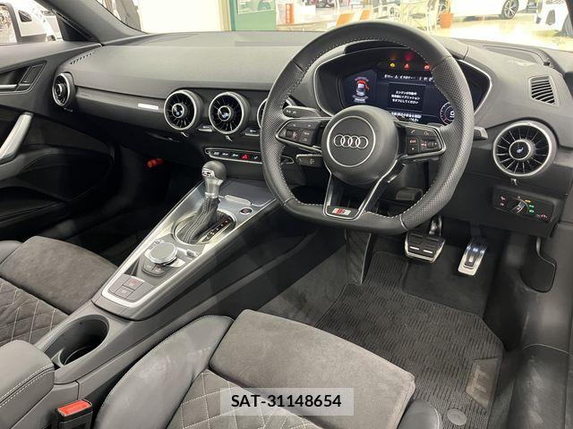 Audi TT 2023-06 7615111-1