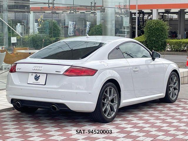 Audi TT 2017-07 7615112-17