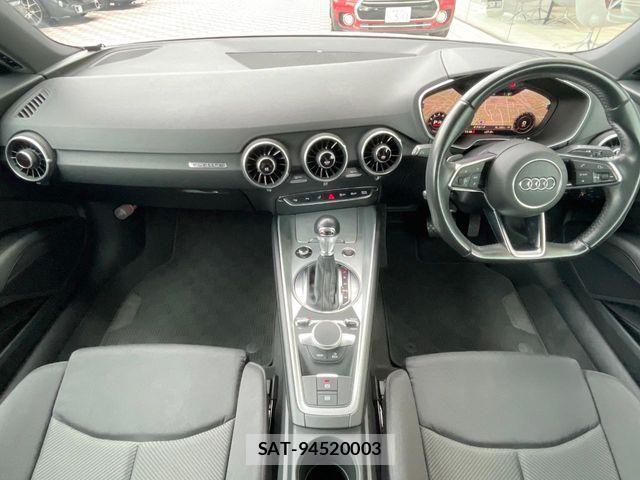 Audi TT 2017-07 7615112-1