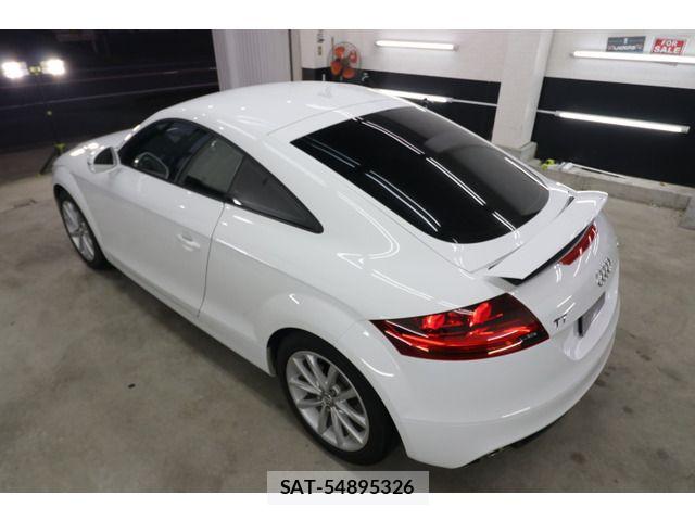 Audi TT 2011-09 7782748-13