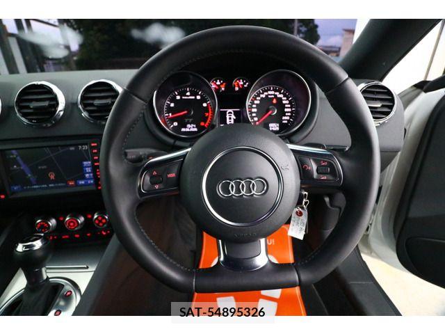 Audi TT 2011-09 7782748-19