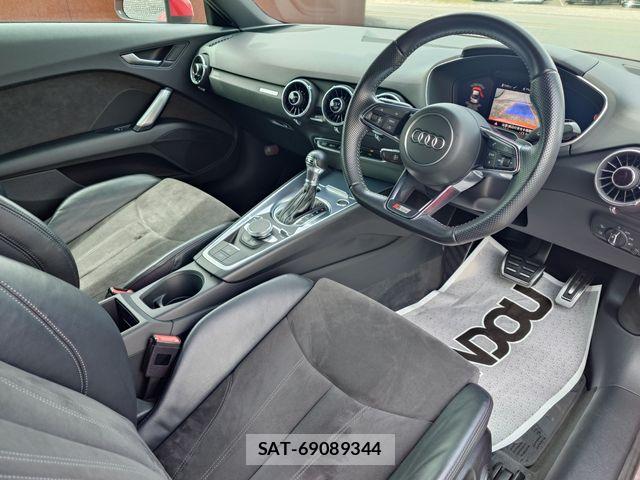 Audi TT 2017-12 7875379-10