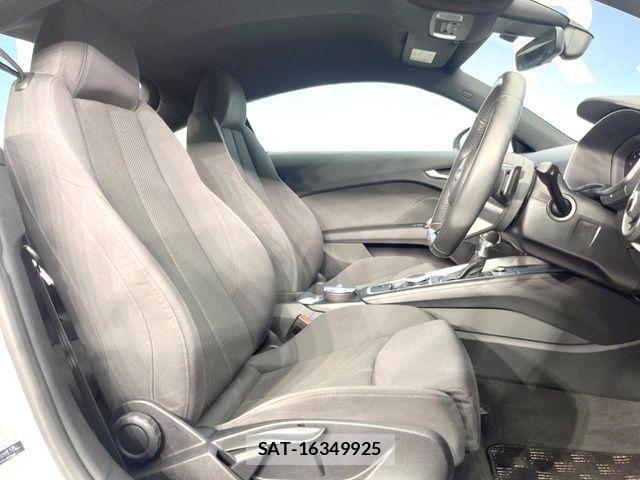 Audi TT 2016-04 7875380-7