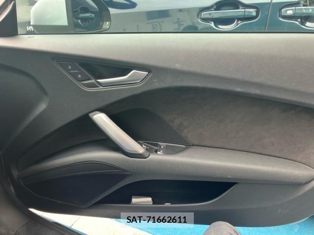 Audi TT 2017-02 7902282-14