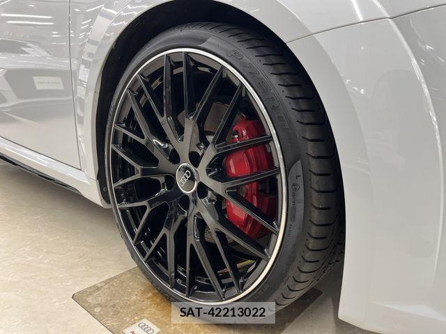 Audi TT 2023-06 8034488-13
