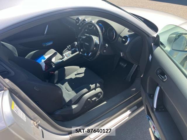 Audi TT 2006-11 8034494-11