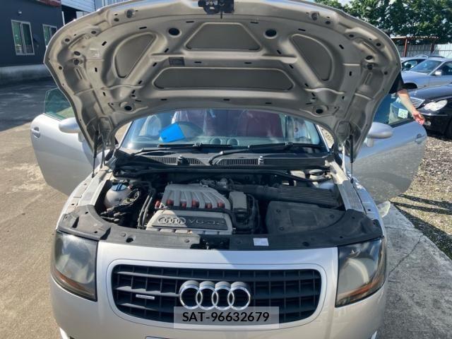 Audi TT 2004-10 8072928-24