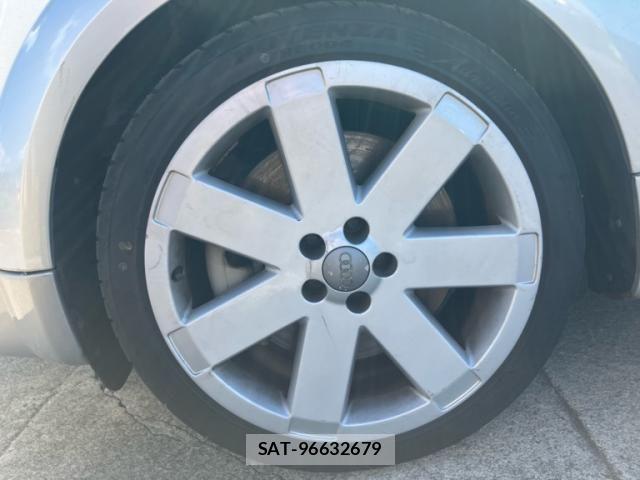Audi TT 2004-10 8072928-3