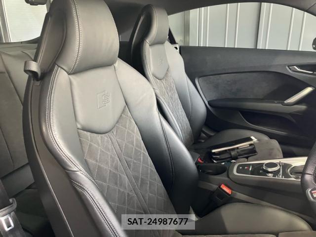 Audi TT 2022-03 8098083-11