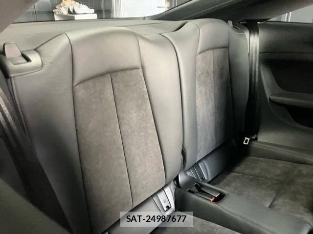Audi TT 2022-03 8098083-13