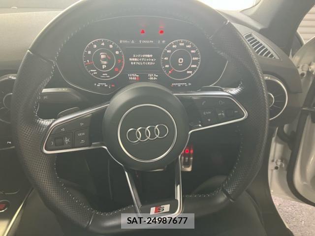 Audi TT 2022-03 8098083-17