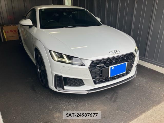 Audi TT 2022-03 8098083-1