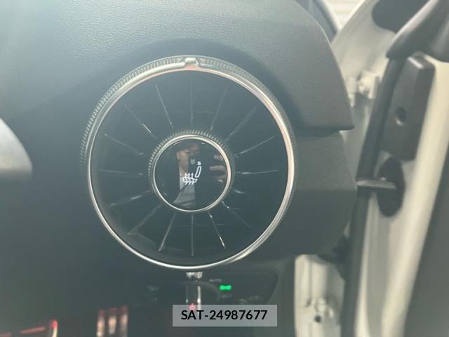 Audi TT 2022-03 8098083-23