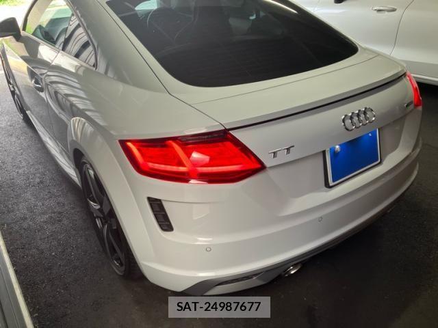 Audi TT 2022-03 8098083-5