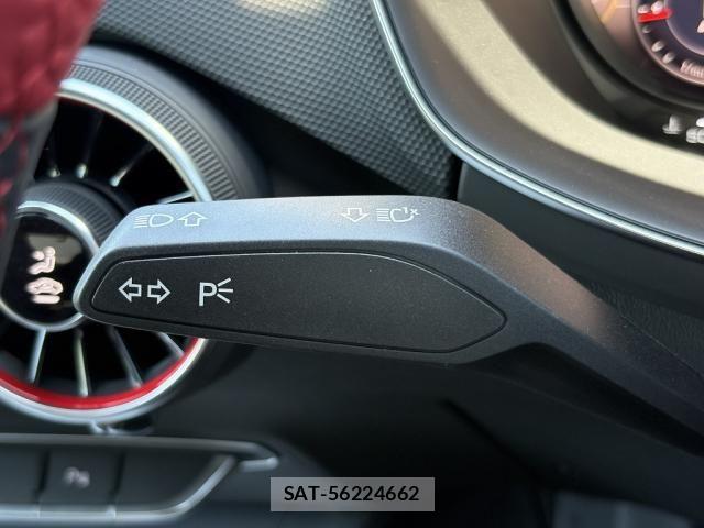 Audi TT 2023-06 8129079-28