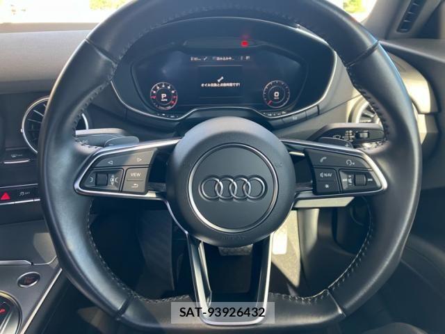 Audi TT 2016-06 8158001-13