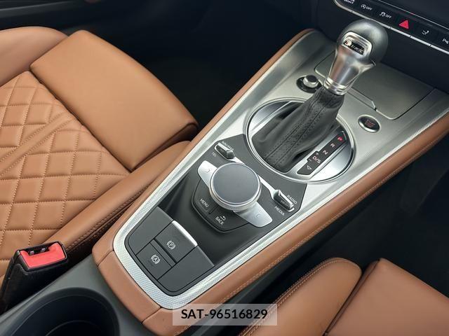 Audi TT 2022-02 8206436-12
