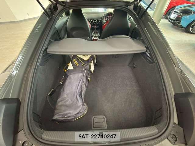 Audi TT 2022-08 8206435-7