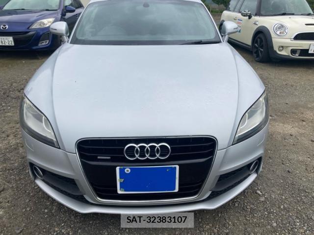 Audi TT 2011-12 8228978-1