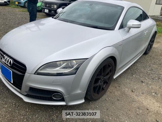 Audi TT 2011-12 8228978-2