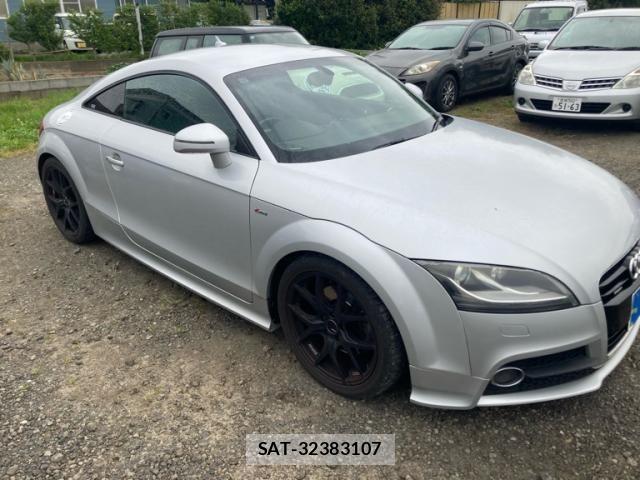 Audi TT 2011-12 8228978-3