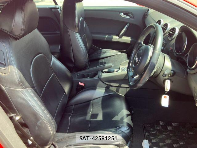 Audi TT 2014-06 8334959-10