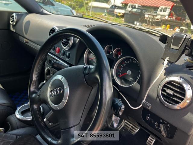 Audi TT 2003-03 8364851-10