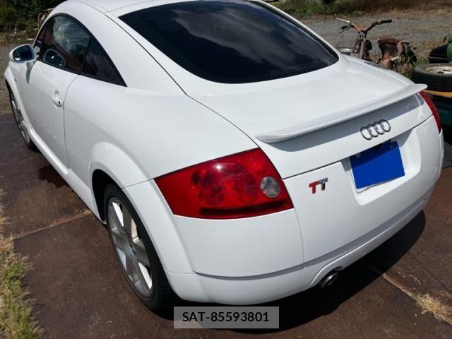 Audi TT 2003-03 8364851-5
