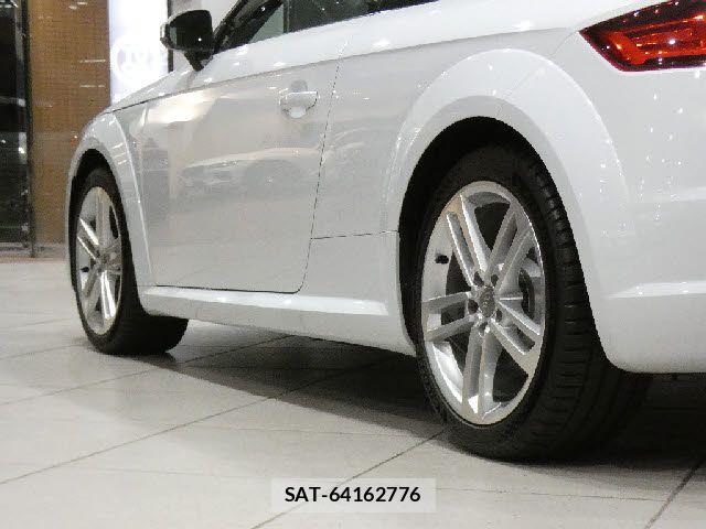 Audi TT 2017-02 8411306-12