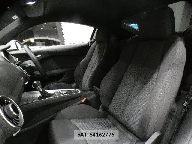 Audi TT 2017-02 8411306-23