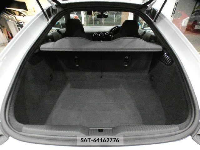 Audi TT 2017-02 8411306-25