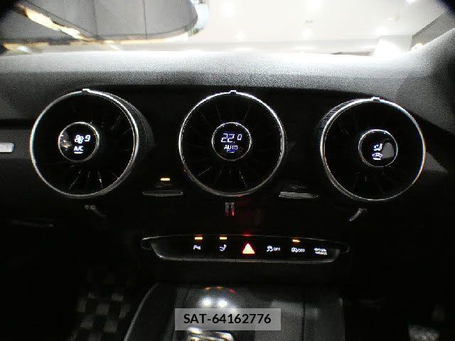 Audi TT 2017-02 8411306-26