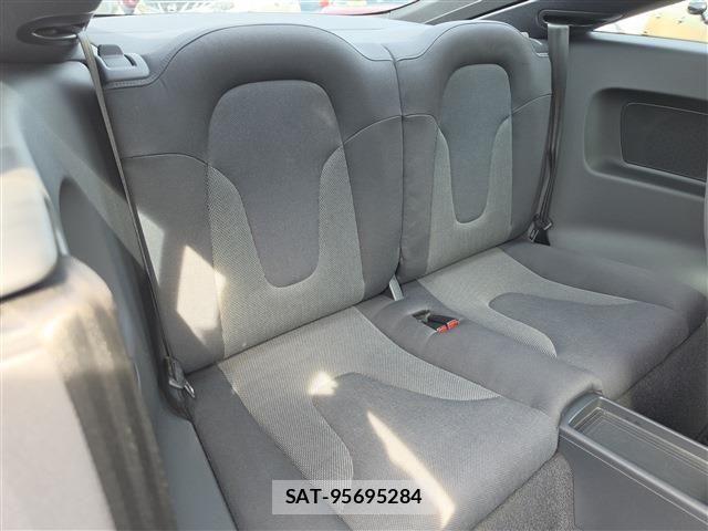 Audi TT 2011-07 8411309-7