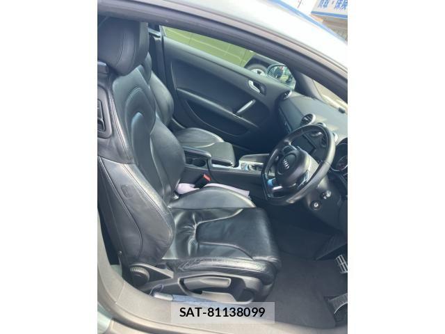 Audi TT 2008-06 8411308-12